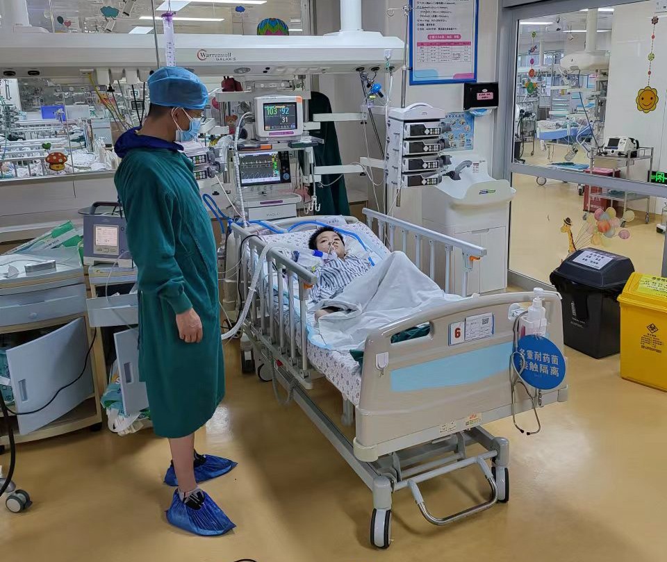 元江跨省救护车出租公司